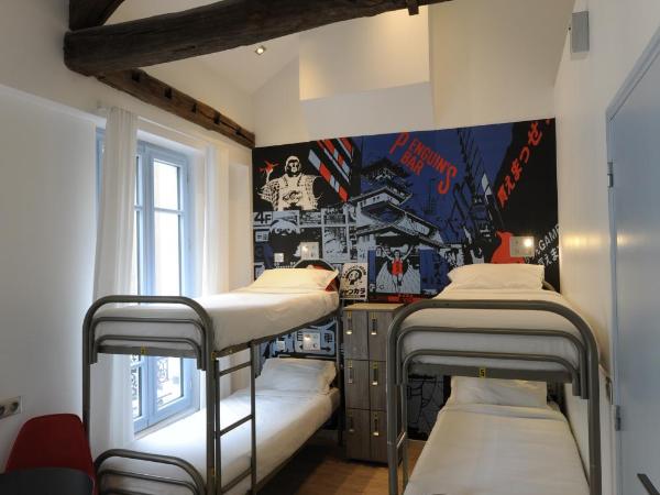 The 3 Ducks Eiffel Tower by Hiphophostels : photo 4 de la chambre lit dans dortoir mixte de 6 lits