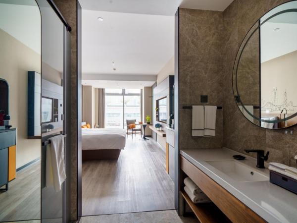 UrCove by HYATT Futian CBD : photo 4 de la chambre chambre lit king-size deluxe