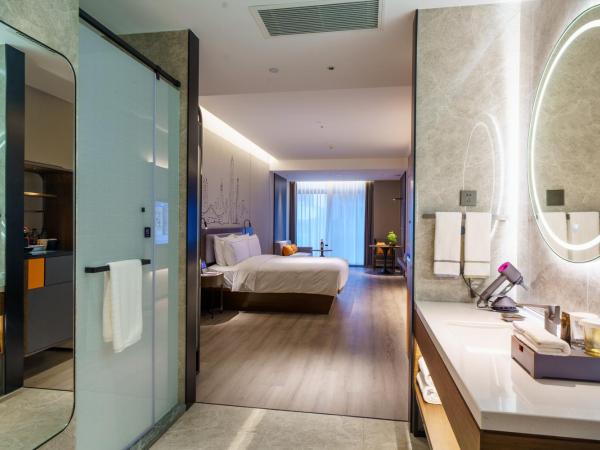 UrCove by HYATT Futian CBD : photo 3 de la chambre chambre lit king-size exécutive