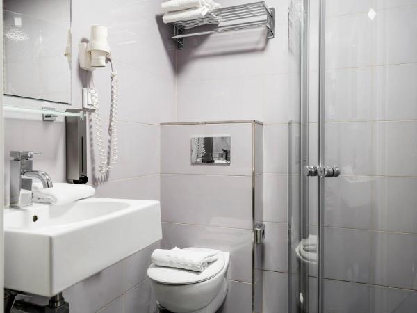 Hotel Point : photo 2 de la chambre chambre simple sans fenêtre