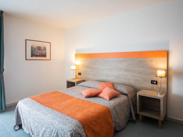 Albergo Athenaeum : photo 8 de la chambre chambre double