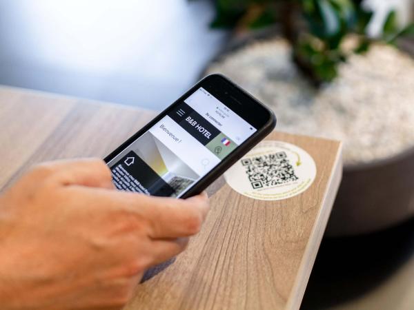 B&B HOTEL Montluçon Centre : photo 3 de la chambre chambre double