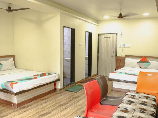 Hotel Mukesh Residency : photo 2 de la chambre suite familiale