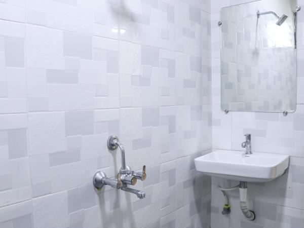 Hotel Mukesh Residency : photo 3 de la chambre chambre deluxe