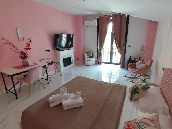 Trinity Luxury Resort by Babylon Stay : photo 1 de la chambre chambre standard lit queen-size