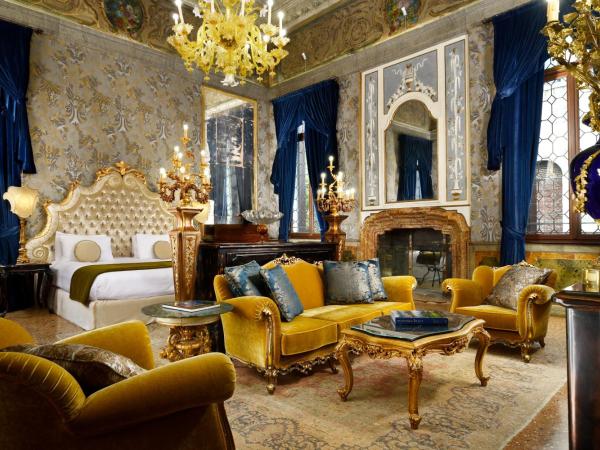 Palazzo Venart Luxury Hotel : photo 4 de la chambre chambre lit king-size de luxe