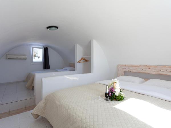 Caldera Butterfly Villas : photo 9 de la chambre chambre triple