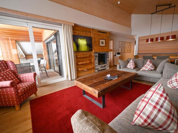 Romantik Hotel Schweizerhof : photo 1 de la chambre suite 2 chambres supérieure - vue sur l'eiger