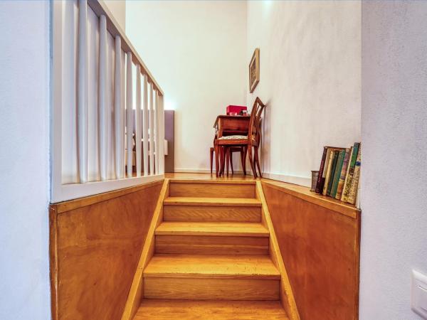 Villa by @ Home Hotel Locarno : photo 6 de la chambre chambre supérieure lit queen-size