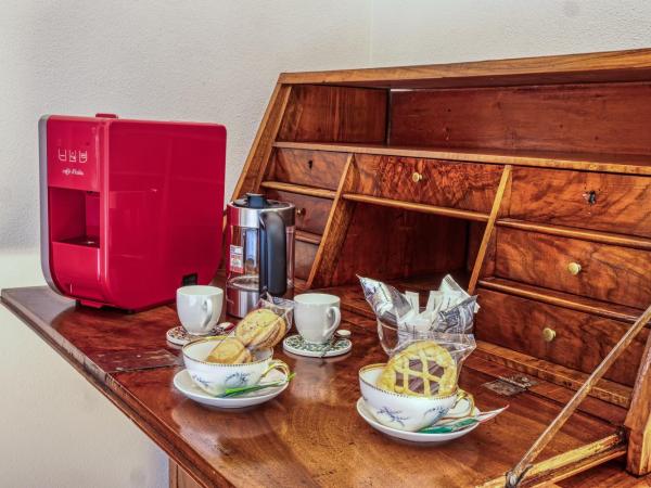 Villa by @ Home Hotel Locarno : photo 4 de la chambre chambre double deluxe avec balcon