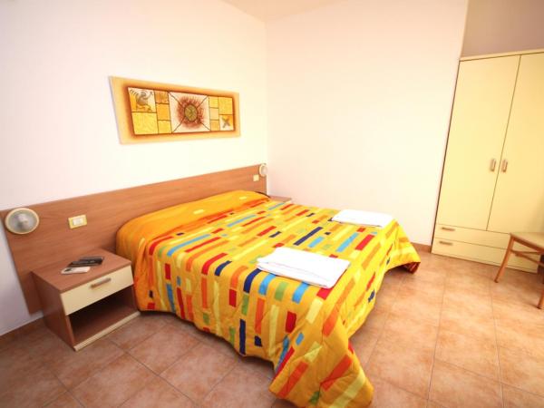 Hotel Alguer : photo 6 de la chambre chambre double