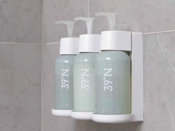 Courtyard Monterrey Airport : photo 7 de la chambre chambre lit king-size - vue sur cour