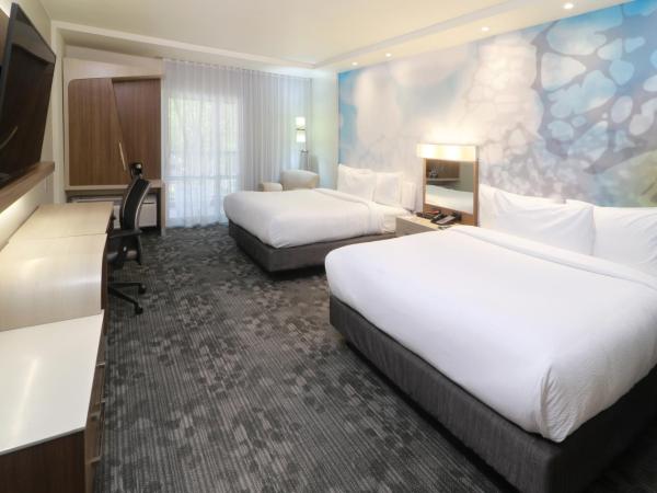 Courtyard Monterrey Airport : photo 3 de la chambre chambre avec 2 grands lits queen-size
