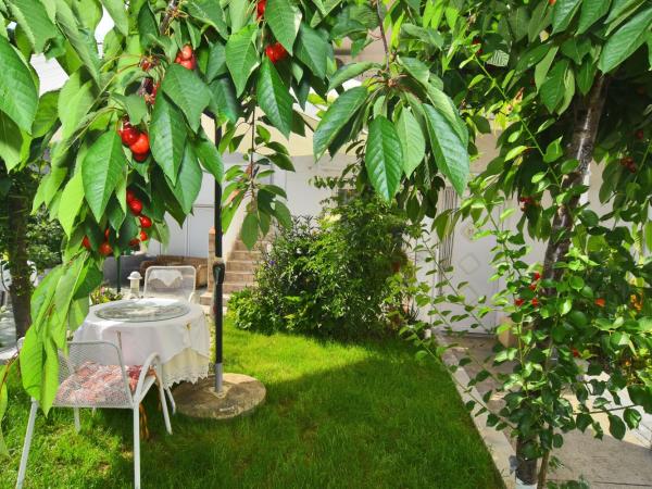 Apartments and Rooms Anika : photo 9 de la chambre double room without kitchen and blalcony