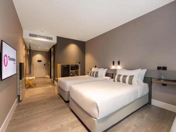 Travelodge Nimman : photo 1 de la chambre chambre supérieure