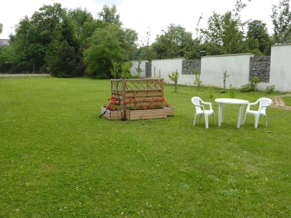 Penzion U sv. Kryštofa : photo 7 de la chambre chambre double - vue sur jardin