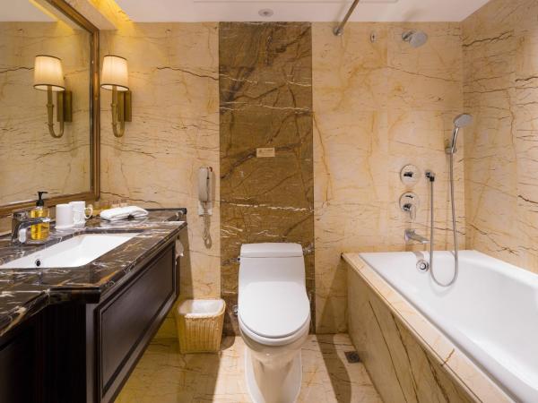 Shenzhen Sunshine Hotel, Luohu : photo 3 de la chambre chambre lit king-size affaires