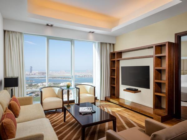La Suite Dubai Hotel & Apartments : photo 1 de la chambre deluxe one bedroom sea view apartment - complimentary transfer to mall of the emirates, insurance market metro station & jbr beach