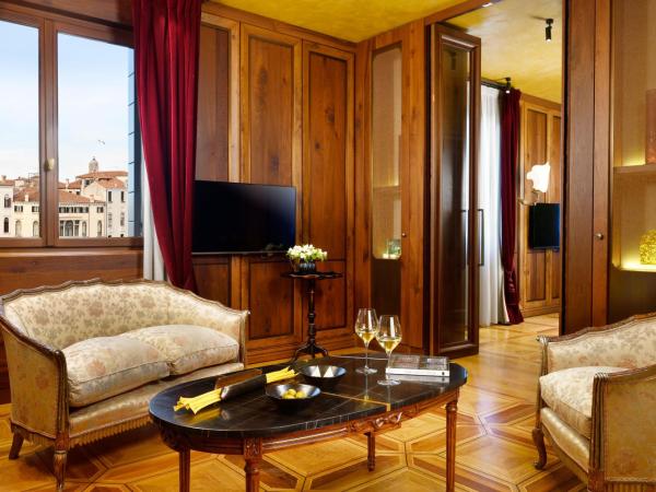 Palazzo Venart Luxury Hotel : photo 3 de la chambre suite - vue sur grand canal