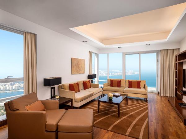 La Suite Dubai Hotel & Apartments : photo 1 de la chambre premier two bedroom sea view apartment - complimentary transfer to mall of the emirates, insurance market metro station & jbr beach