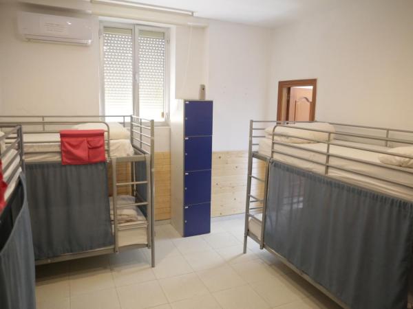 Terraza del Limonar : photo 2 de la chambre lit simple dans dortoir pour femmes
