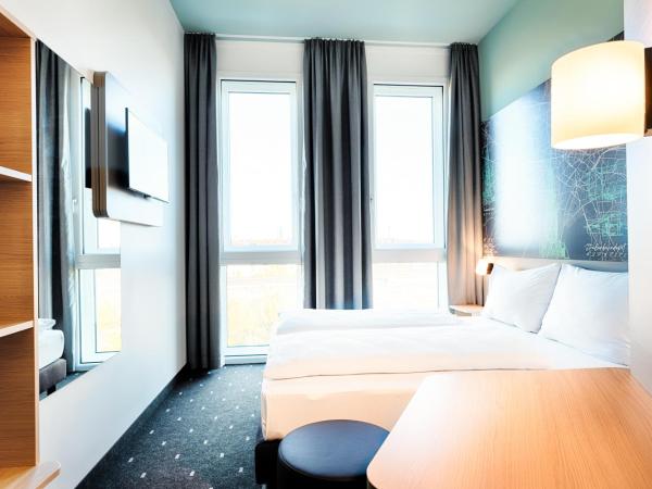 B&B Hotel Nürnberg-West : photo 1 de la chambre chambre double