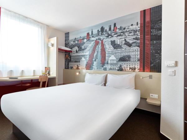 B&B Hotel Warszawa-Okęcie : photo 5 de la chambre chambre double