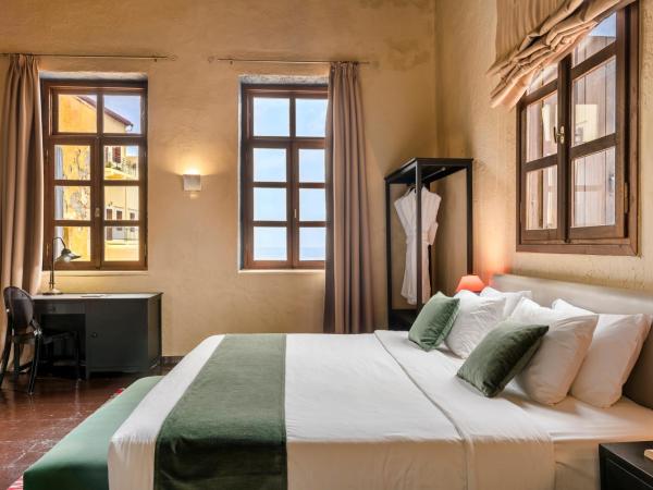 Alcanea Boutique Hotel : photo 3 de la chambre chambre double supérieure - vue sur mer