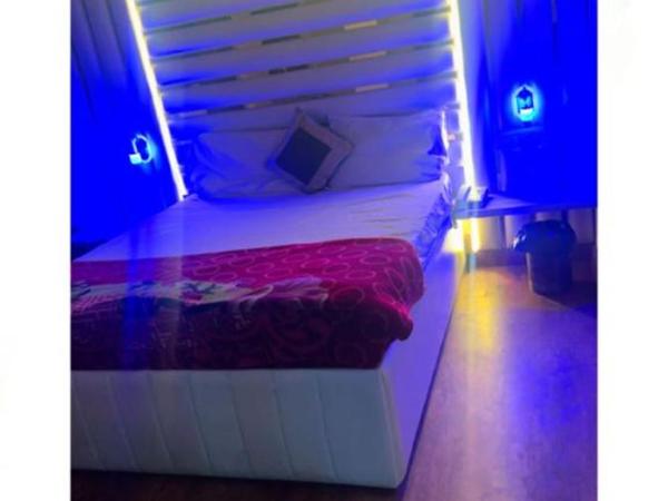 Shalimar Residency Hotel Near Haiderpur Metro Station : photo 2 de la chambre chambre simple deluxe