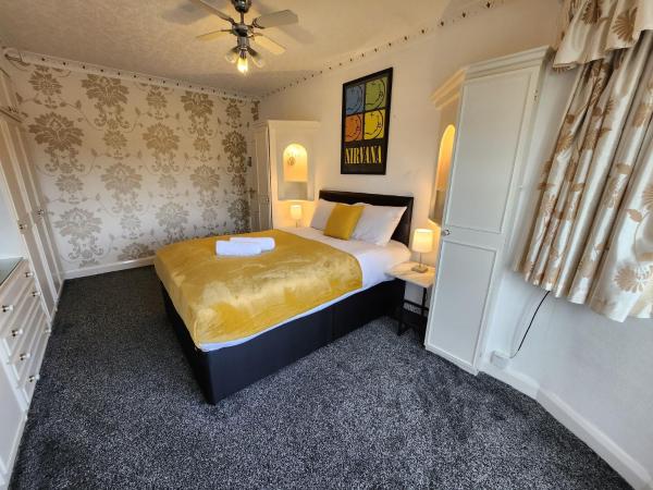 Sheldon Shared House : photo 5 de la chambre chambre double avec toilettes communes