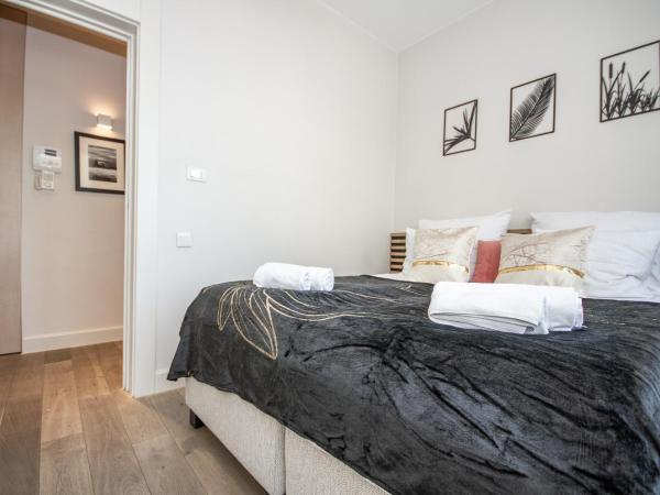 InPoint Apartments G13 near Old Town & Kazimierz : photo 8 de la chambre appartement 1 chambre avec balcon - vue sur château du wawel