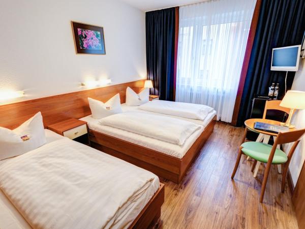 Hotel Antares : photo 1 de la chambre chambre triple