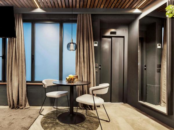 Apartaestudios Evolution Luxury : photo 6 de la chambre suite lit queen-size deluxe