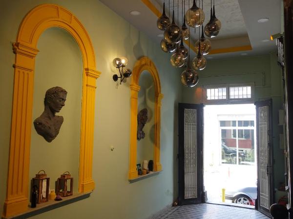 Titan House Hostel : photo 9 de la chambre chambre double avec salle de bains privative