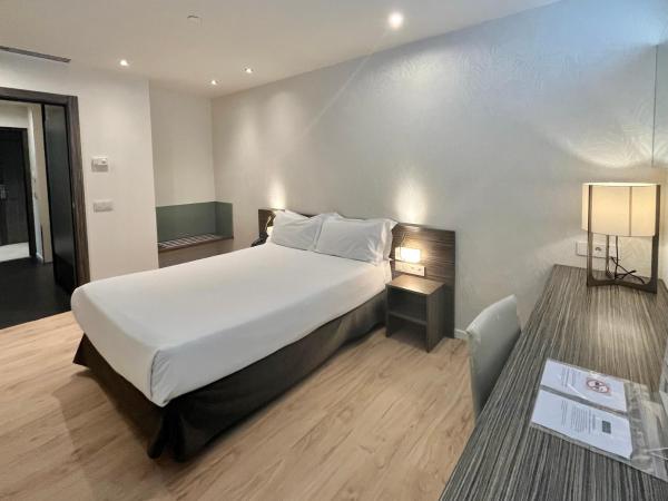 HelloSky Air Rooms Madrid : photo 2 de la chambre chambre double ou lits jumeaux exécutive