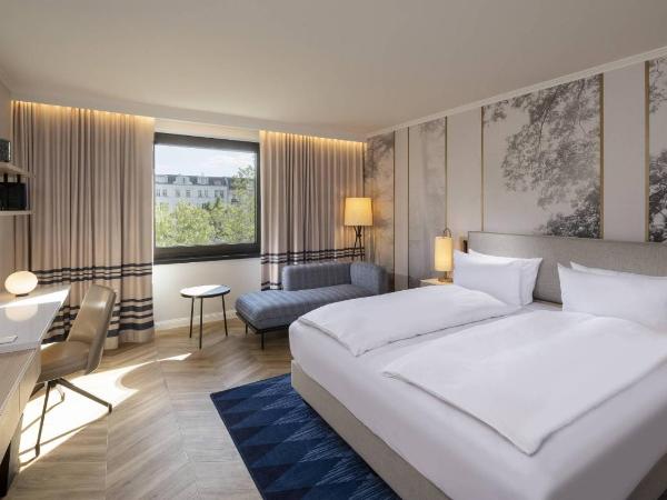 DoubleTree by Hilton Berlin Ku'damm : photo 2 de la chambre chambre king avec vue sur le parc
