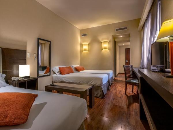 Gran Hotel Argentino : photo 3 de la chambre chambre triple