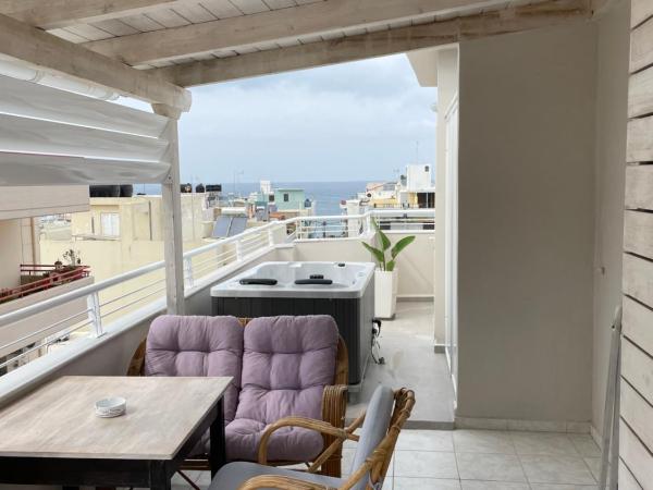 Voula Hotel : photo 2 de la chambre chambre double avec balcon