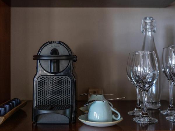 Mi Amor Boutique Hotel-Adults Only : photo 10 de la chambre chambre avec bain à remous rafraîchissant - vue sur jardin