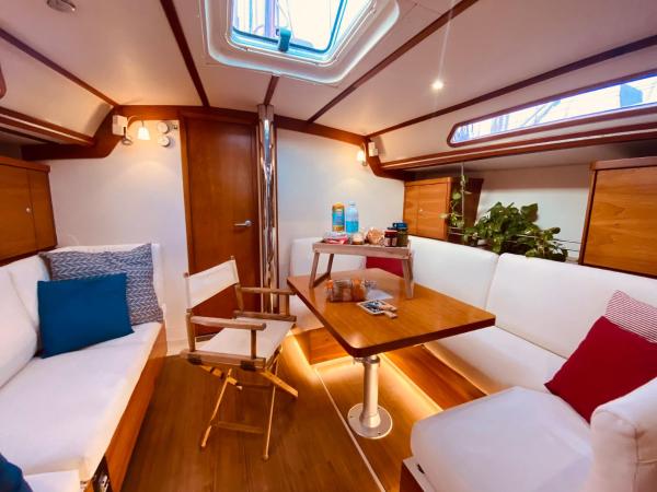 Boat and Breakfast : photo 1 de la chambre mobile home