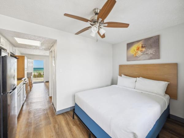 Sugar Sands Beachfront Hotel, a By The Sea Resort : photo 8 de la chambre deluxe suite with ocean/gulf view beach walkup 