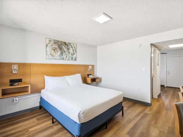 Sugar Sands Beachfront Hotel, a By The Sea Resort : photo 6 de la chambre deluxe suite with ocean/gulf view beach walkup 