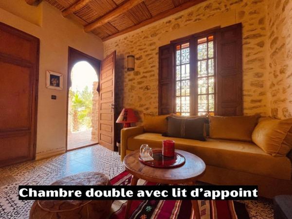 Villa des Hauts Mogador : photo 3 de la chambre chambre double avec lit d'appoint