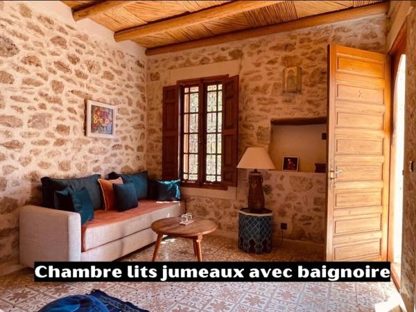 Villa des Hauts Mogador : photo 1 de la chambre chambre lits jumeaux avec baignoire