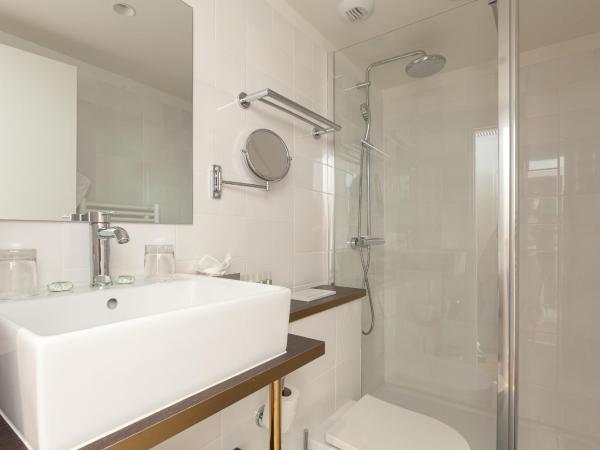 Hôtel La Piscine : photo 3 de la chambre chambre double