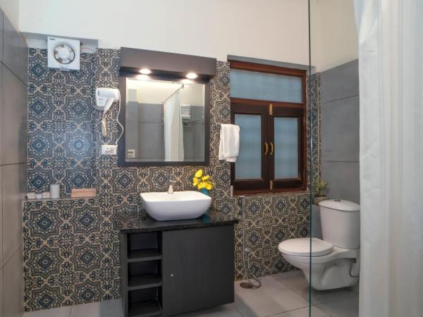 Swaroop Vilas - Lake Facing Boutique Hotel : photo 9 de la chambre suite familiale