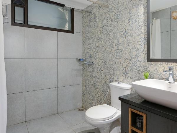 Swaroop Vilas - Lake Facing Boutique Hotel : photo 6 de la chambre suite avec vue sur lac