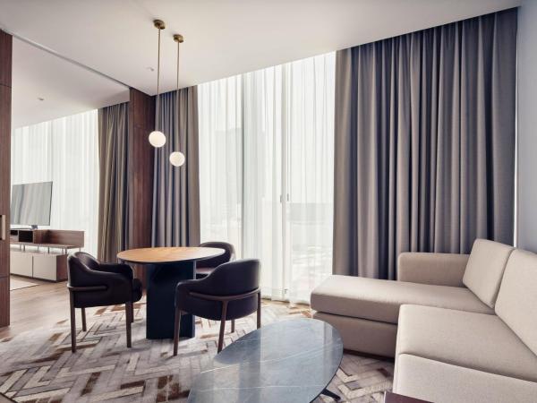 JW Marriott Hotel Guadalajara : photo 4 de la chambre suite junior lit king-size