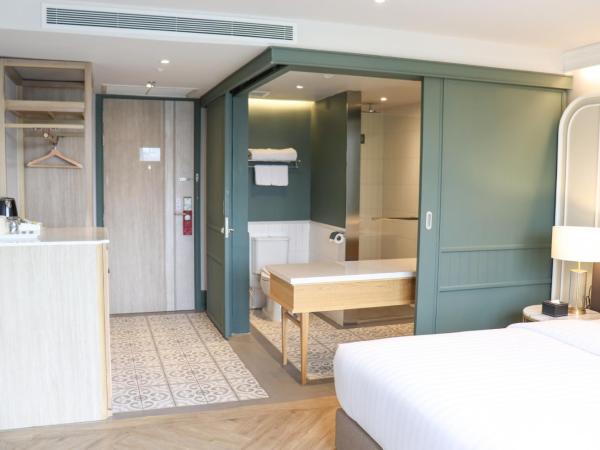 The Quarter Chaophraya by UHG : photo 5 de la chambre chambre quartier avec lit king-size - vue sur rivière quartier