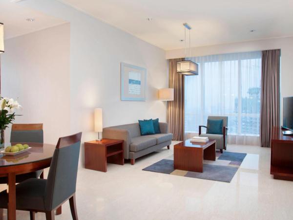 The Mayflower, Jakarta-Marriott Executive Apartments : photo 3 de la chambre two bedroom executive - city view
